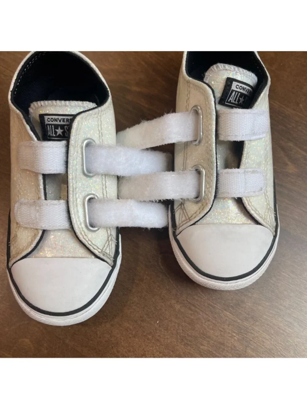 Converse Chuck Taylor All Star Low Easy On Sneaker Toddler Size 10 Winter Glitte